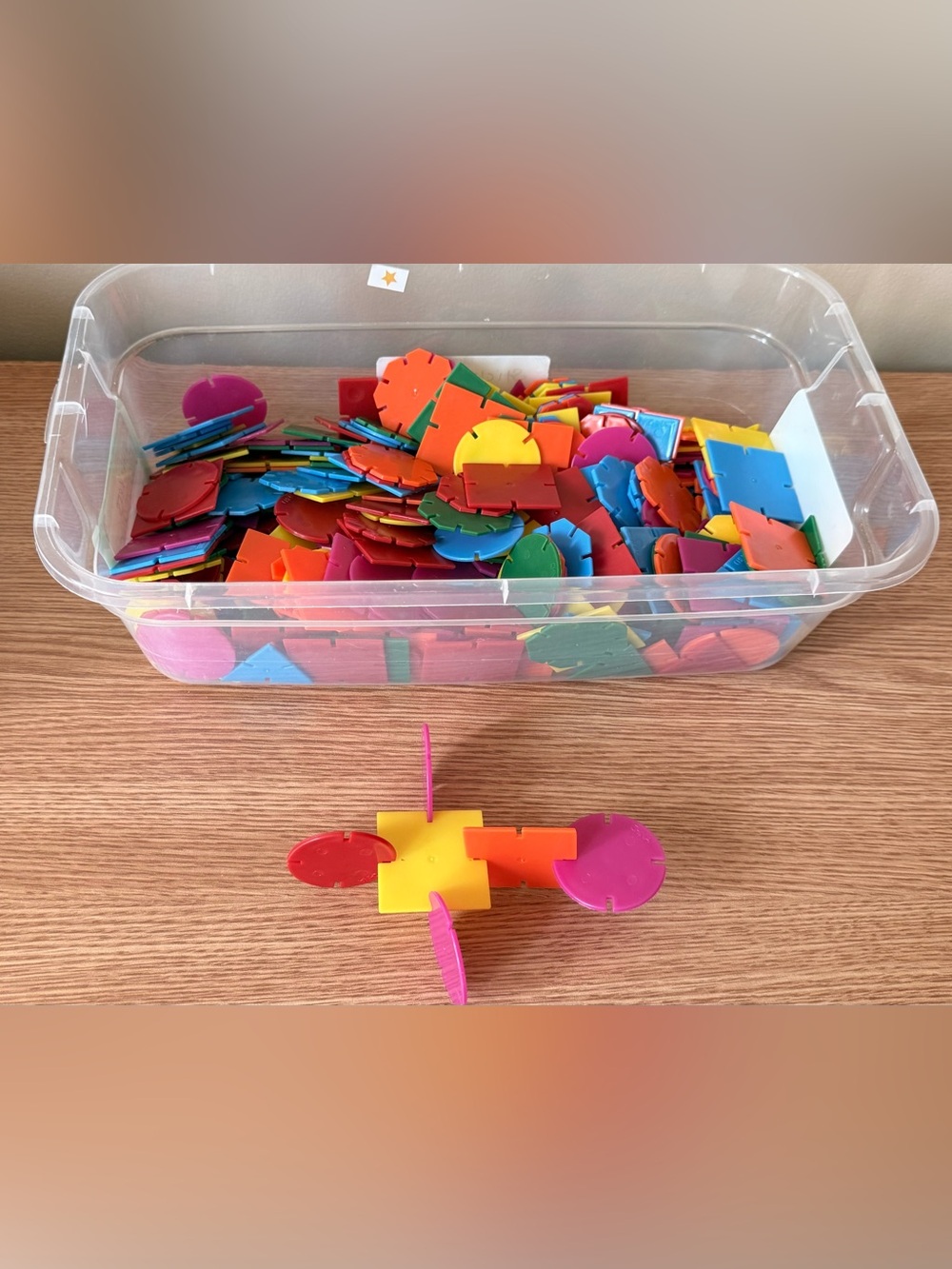 Colorful Interlocking Shape Tiles Building Set - Multicolor